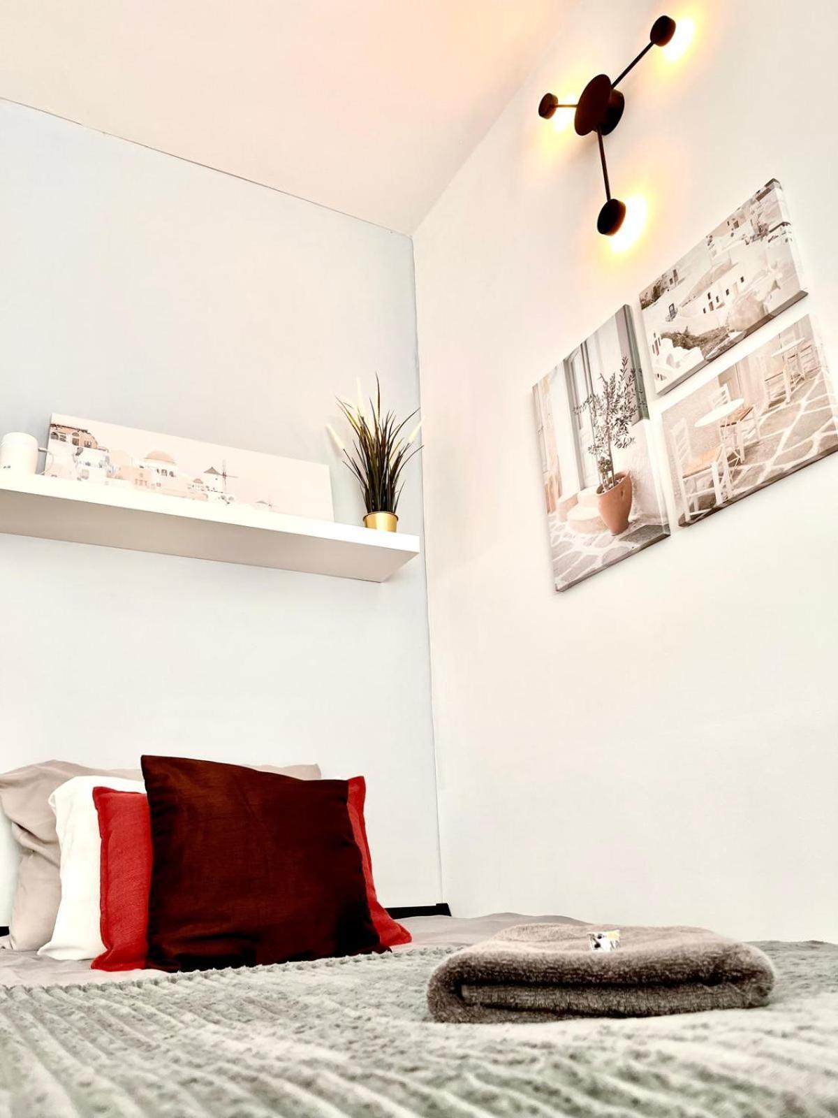Super 1 Bed Room Condo In Warszawa Center ภายนอก รูปภาพ